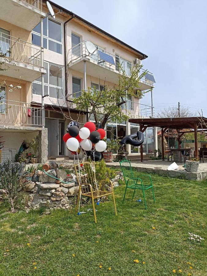 Stai Za Gosti Bazdarovi Apartment Beala Exterior foto